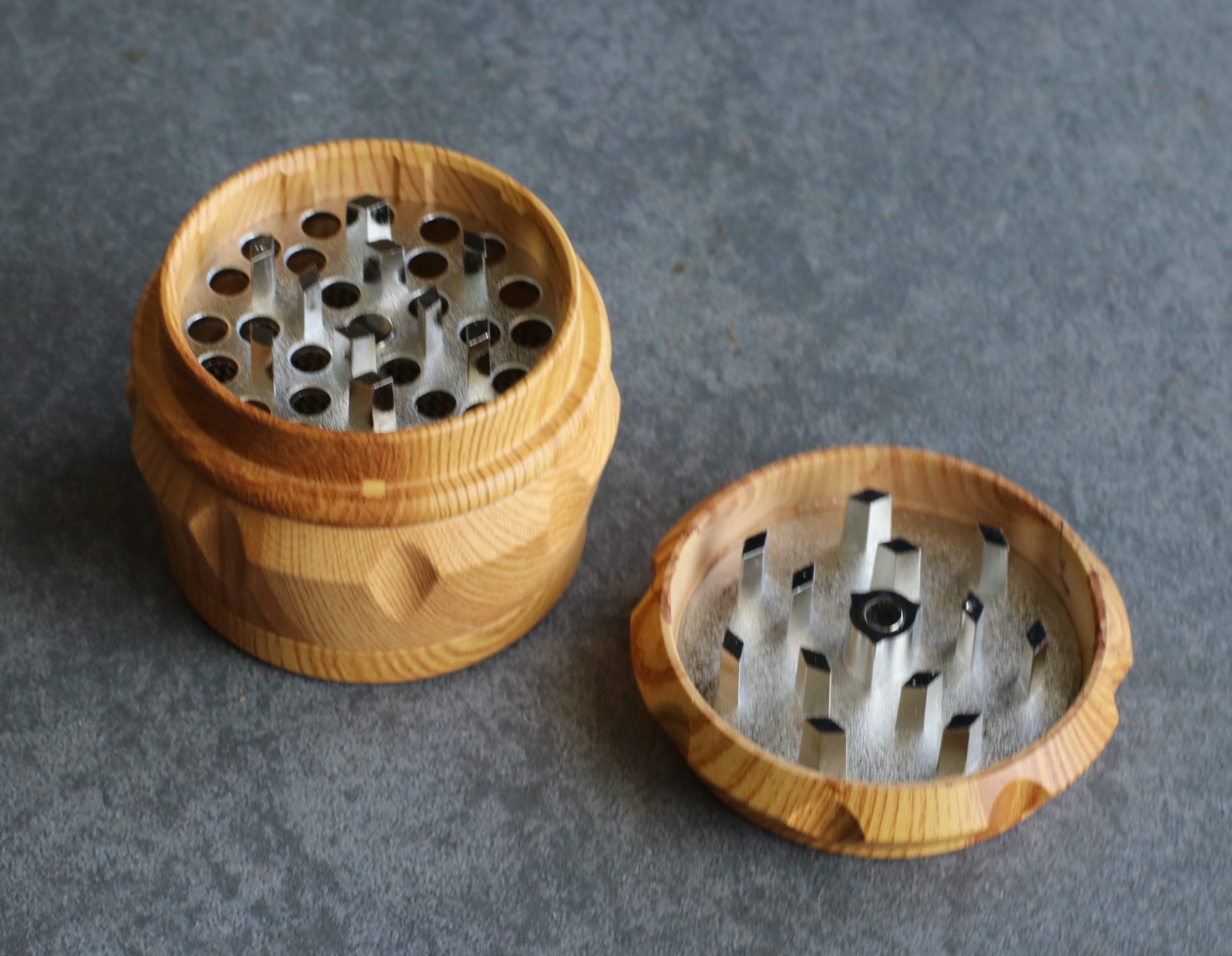 2" Wood Herb Grinder- 4 Piece Grinder with Catch-Screen-Magnetic Lid