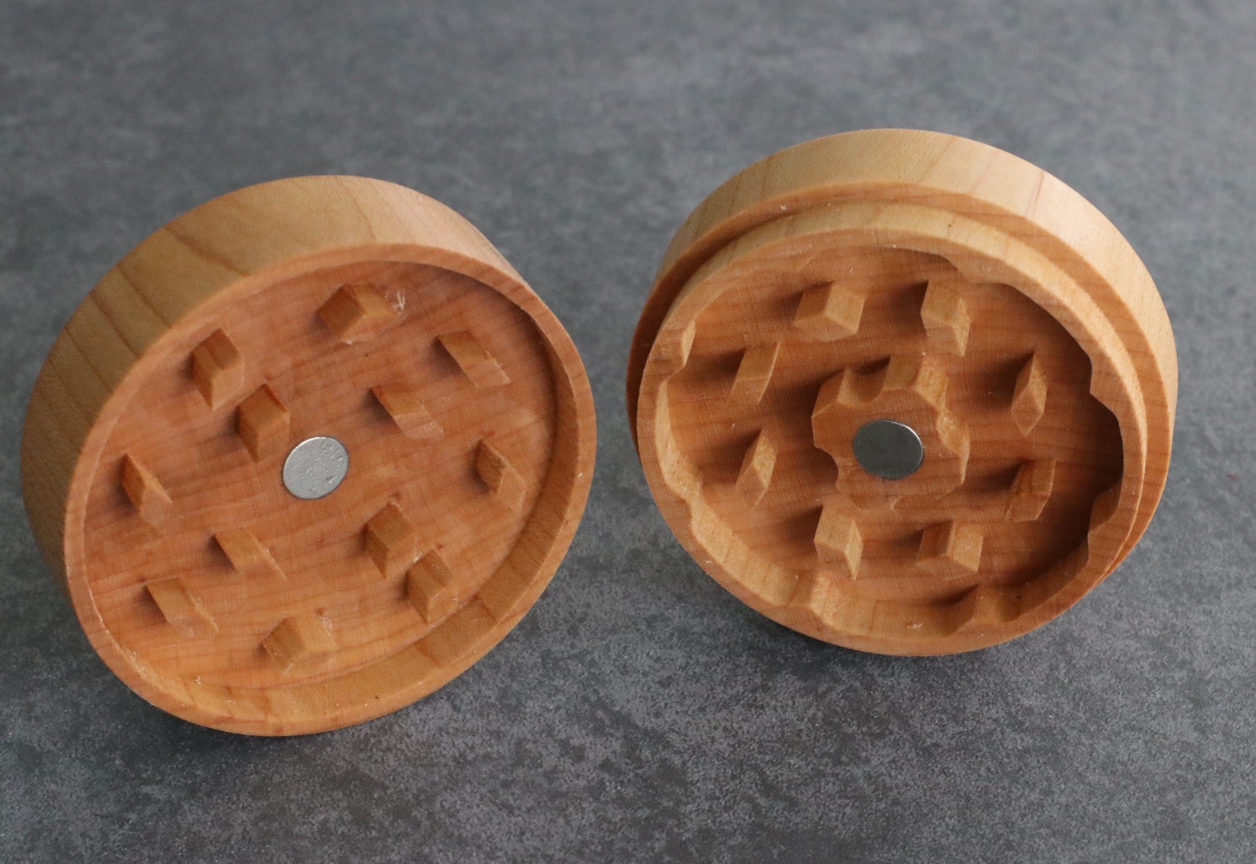 Futo Maple Wood Grinder- 2 Piece simple easy to use herb grinder