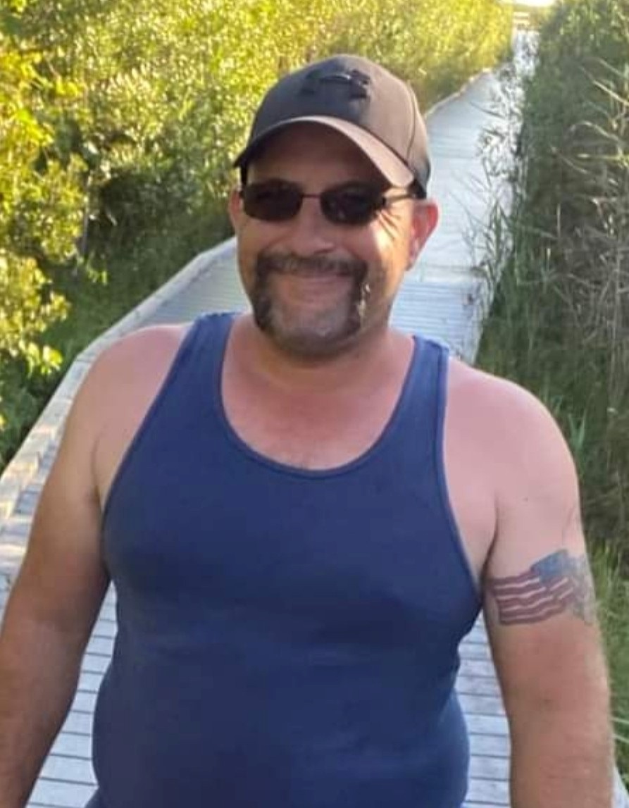 Eric M Komlosky Sr